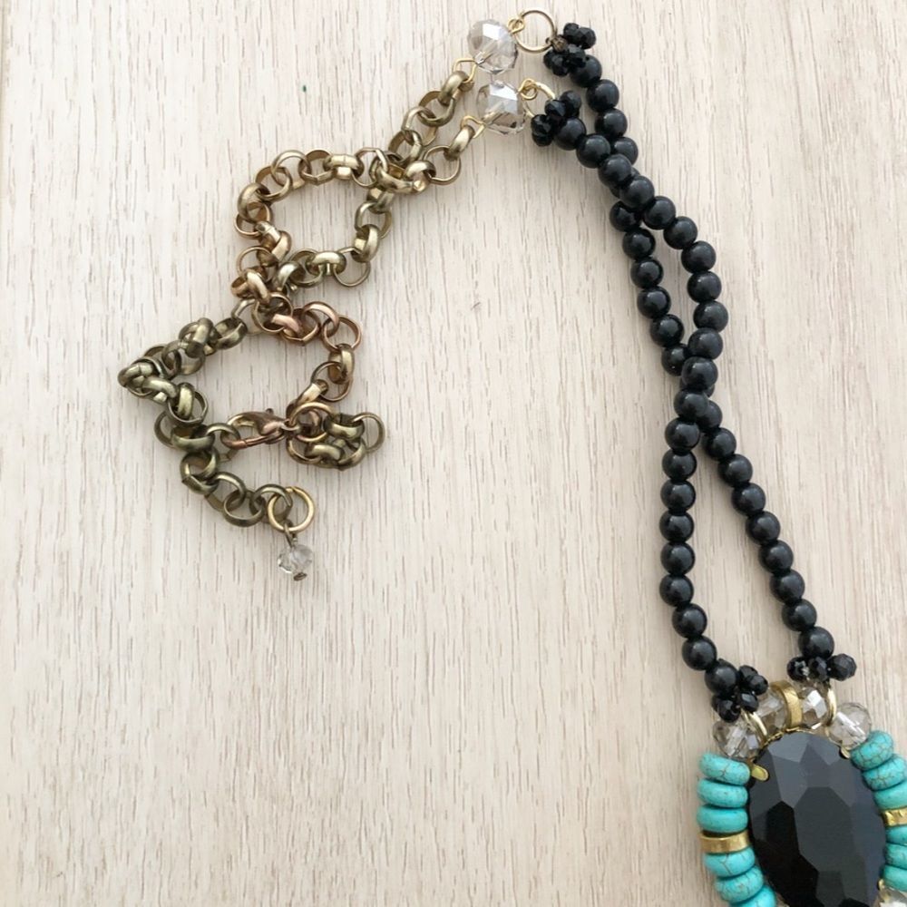 Turquoise tussle long necklace - Picture 8 of 10